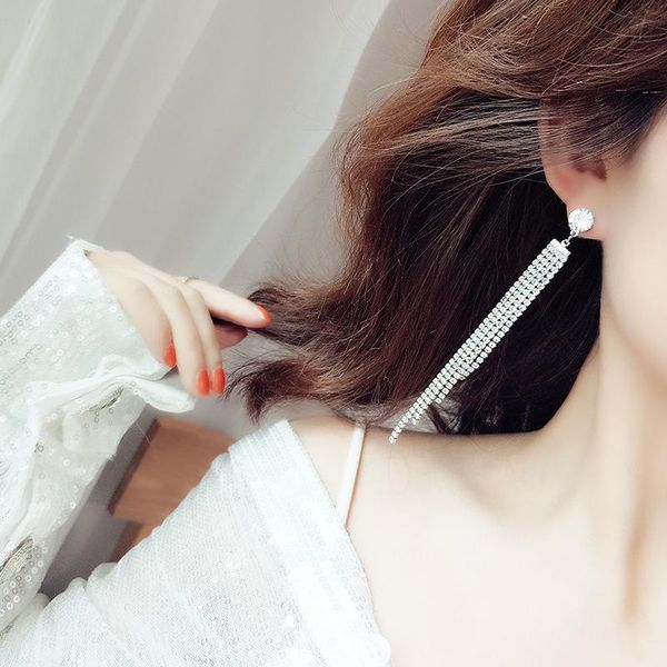 stud korean version of rhinestone long tassel earrings shiny temperament personality women's fashion elegant simple jewelry, Golden;silver
stud korean version of rhinestone long tassel earrings shiny temperament personality women's fashion elegant simple jewelry, Golden;silver