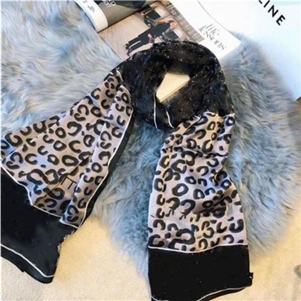 fashion women's soft silk scarves summer and spring letter timeless classic super long shawl with tags, Blue;gray
fashion women's soft silk scarves summer and spring letter timeless classic super long shawl with tags, Blue;gray