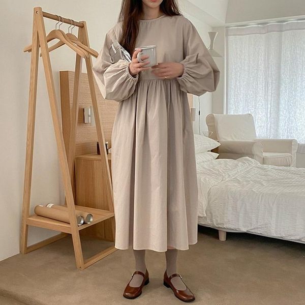 casual dresses korean style loose solid color dress women simple autumn winter 2021 o neck puff sleeve vestidos mujer elegant robe, Black;gray
casual dresses korean style loose solid color dress women simple autumn winter 2021 o neck puff sleeve vestidos mujer elegant robe, Black;gray