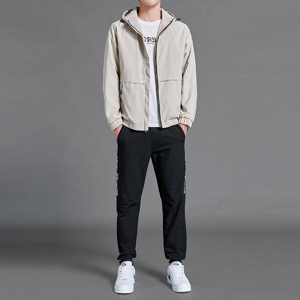 and men's 2021 spring autumn trend sweater leisure suit youth two-piece set, Black 
and men's 2021 spring autumn trend sweater leisure suit youth two-piece set, Black