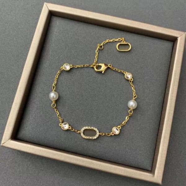 fashion pearl charm bracelets bangle for lady women party wedding lovers gift engagement jewelry for bride with box nrj ., Golden;silver
fashion pearl charm bracelets bangle for lady women party wedding lovers gift engagement jewelry for bride with box nrj ., Golden;silver