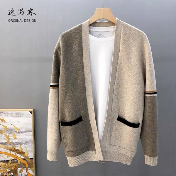 men's sweaters men and women cardigan couple sweater luxury designer brand loose knit coat fashion, White;black
men's sweaters men and women cardigan couple sweater luxury designer brand loose knit coat fashion, White;black
