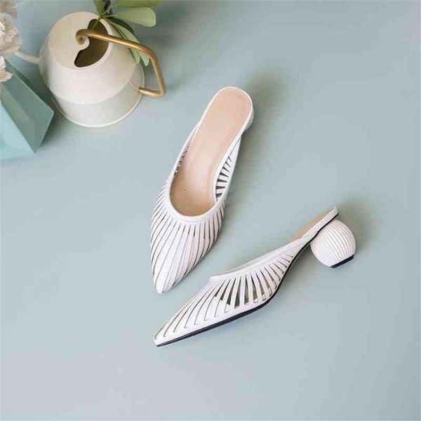 meifeini summer slippers women's leather strange style, Black 
meifeini summer slippers women's leather strange style, Black