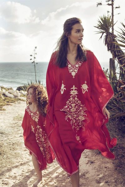 summer red beachwear cover up embroidery relaxed vacation bikini swimsuit parent-child blouse same for mother daughter women's swimwear, White;black
summer red beachwear cover up embroidery relaxed vacation bikini swimsuit parent-child blouse same for mother daughter women's swimwear, White;black