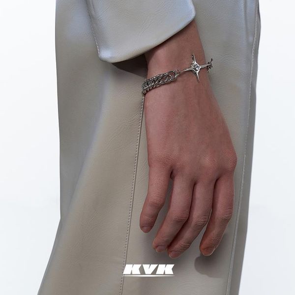 link, chain kvk bracelet ins niche design 2021 fashion high-end feeling hand net red temperament accessories versatile, Black
link, chain kvk bracelet ins niche design 2021 fashion high-end feeling hand net red temperament accessories versatile, Black