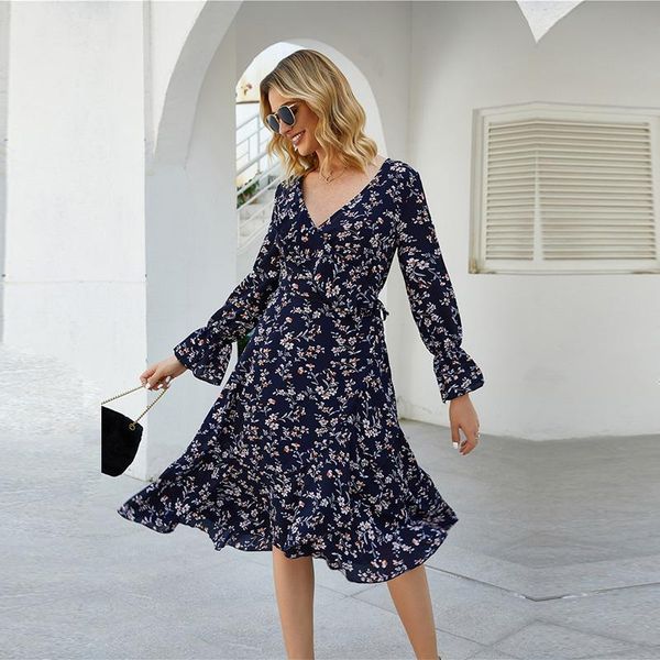 casual dresses 2021 ladies spring summer v neck flared sleeve small long printed dress fashion floral a line all match women, Black;gray
casual dresses 2021 ladies spring summer v neck flared sleeve small long printed dress fashion floral a line all match women, Black;gray