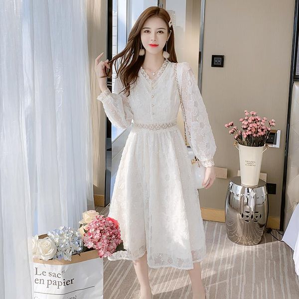 casual dresses spring fall 2021 women runway long sleeve v neck lace trim female vintage appliques shiny slim a line vestido, Black;gray
casual dresses spring fall 2021 women runway long sleeve v neck lace trim female vintage appliques shiny slim a line vestido, Black;gray