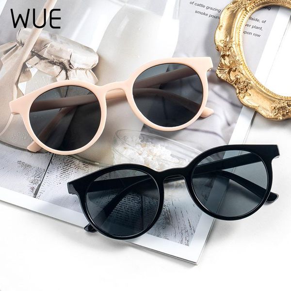 sunglasses women's fashion 2021 designer round retro cat eye party beach glasses uv400, White;black
sunglasses women's fashion 2021 designer round retro cat eye party beach glasses uv400, White;black