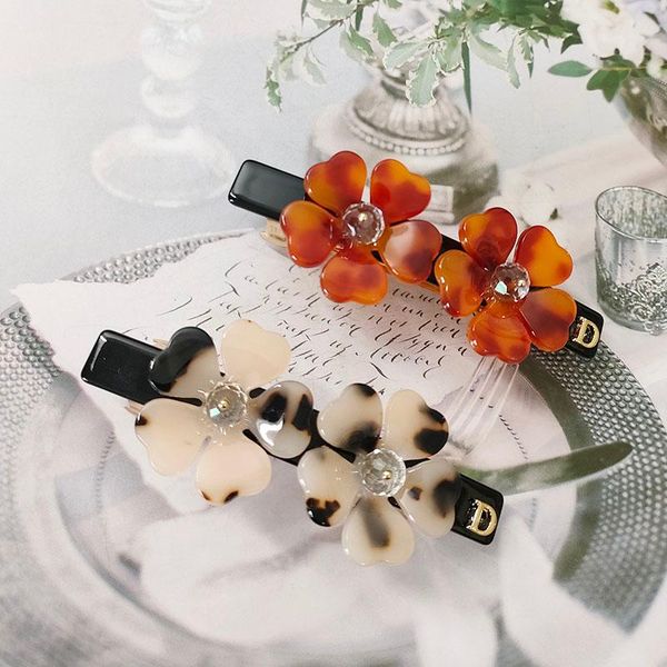 hair clips & barrettes 2021 design fashion jewelry acetate flower elegant crystal for women girls tiara, Golden;silver
hair clips & barrettes 2021 design fashion jewelry acetate flower elegant crystal for women girls tiara, Golden;silver