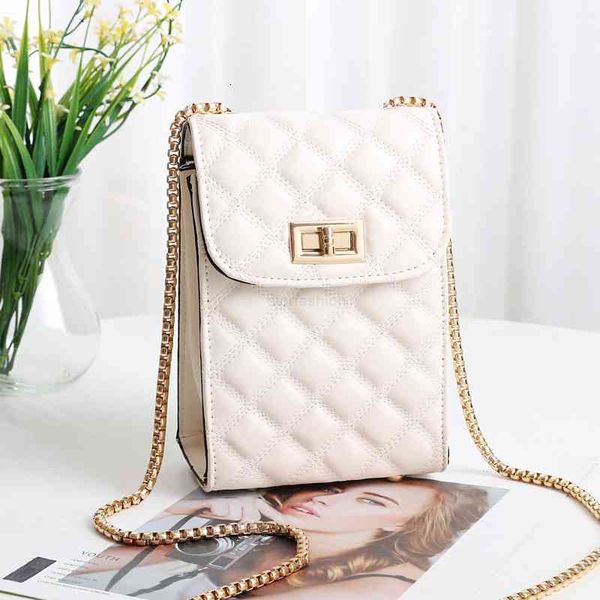 mobile bag 2021 pure color lingge women's fashion chain mini bag zero wallet one shoulder messenger, Black;red
mobile bag 2021 pure color lingge women's fashion chain mini bag zero wallet one shoulder messenger, Black;red