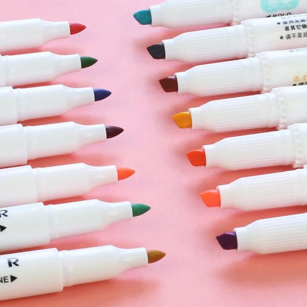highlighters student-specific pens double-head water-based color drawing marker office light-colored art supplies, Black;red
highlighters student-specific pens double-head water-based color drawing marker office light-colored art supplies, Black;red