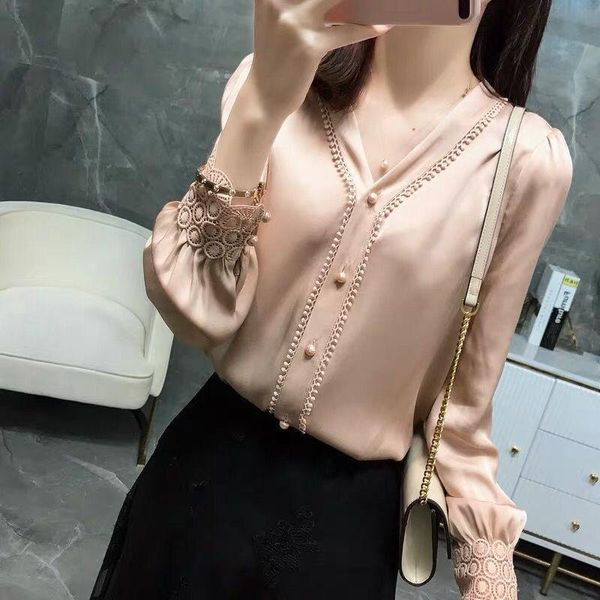 new spring women lace patchwork long lantern sleeve chiffon blouse female casual loose button v-neck shirt x82, White
new spring women lace patchwork long lantern sleeve chiffon blouse female casual loose button v-neck shirt x82, White