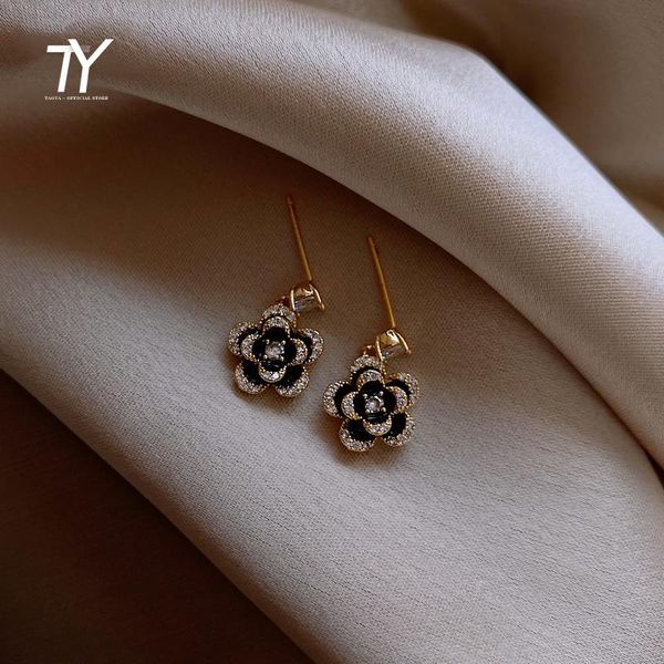 dangle & chandelier elegant lady zircon black camellia pendant earrings for woman 2021 fashion luxury jewelry wedding party girl's sexy, Silver
dangle & chandelier elegant lady zircon black camellia pendant earrings for woman 2021 fashion luxury jewelry wedding party girl's sexy, Silver