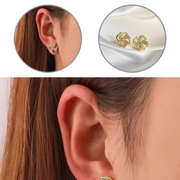 stud temperament 1 pair cute women shiny exquisite casual ear studs light weight earrings for going out, Golden;silver
stud temperament 1 pair cute women shiny exquisite casual ear studs light weight earrings for going out, Golden;silver