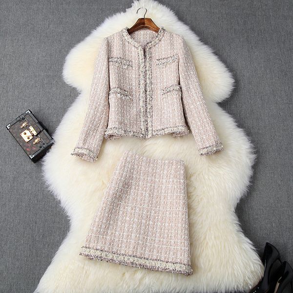 2021 new korean fashion set women autumn winter elegant ladies beading diamonds wool coat+a-line mini skirt two piece outfits 06b4, Black
2021 new korean fashion set women autumn winter elegant ladies beading diamonds wool coat+a-line mini skirt two piece outfits 06b4, Black