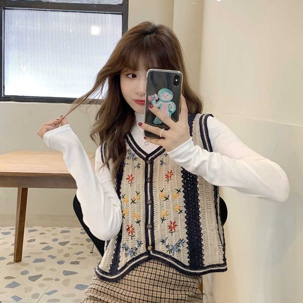 werueruyu winter knitted women sweater vest casual sleeveless vintage v neck jumper cute autumn cardigan 210608, Black;white
werueruyu winter knitted women sweater vest casual sleeveless vintage v neck jumper cute autumn cardigan 210608, Black;white
