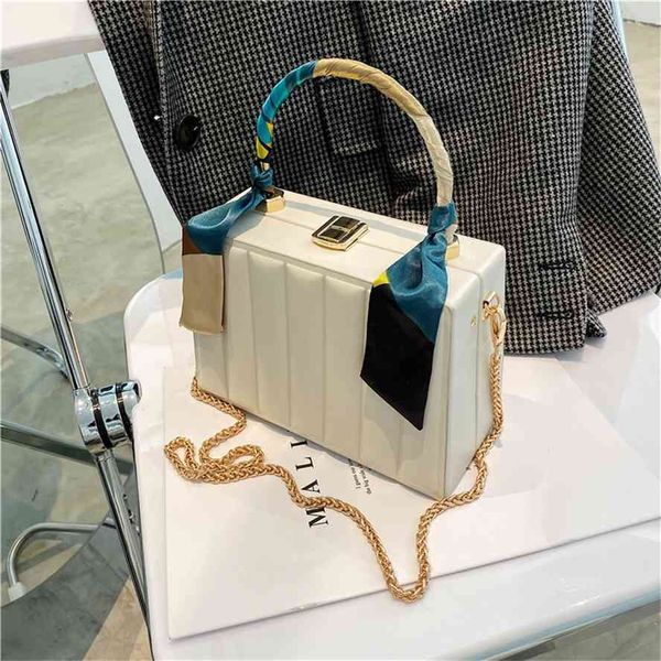 advanced sense messenger women's 2021 popular new fashion versatile square portable small box bag
advanced sense messenger women's 2021 popular new fashion versatile square portable small box bag