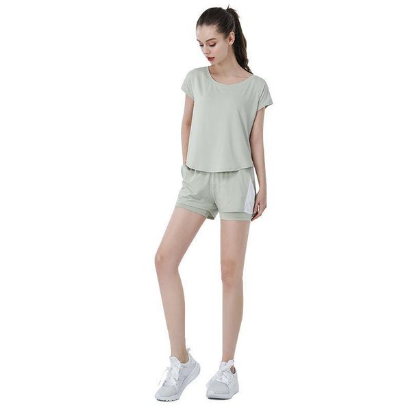gym clothing ladies quick-drying loose running fitness clothes short-sleeved sports t-shirt breathable yoga top, White;black
gym clothing ladies quick-drying loose running fitness clothes short-sleeved sports t-shirt breathable yoga top, White;black
