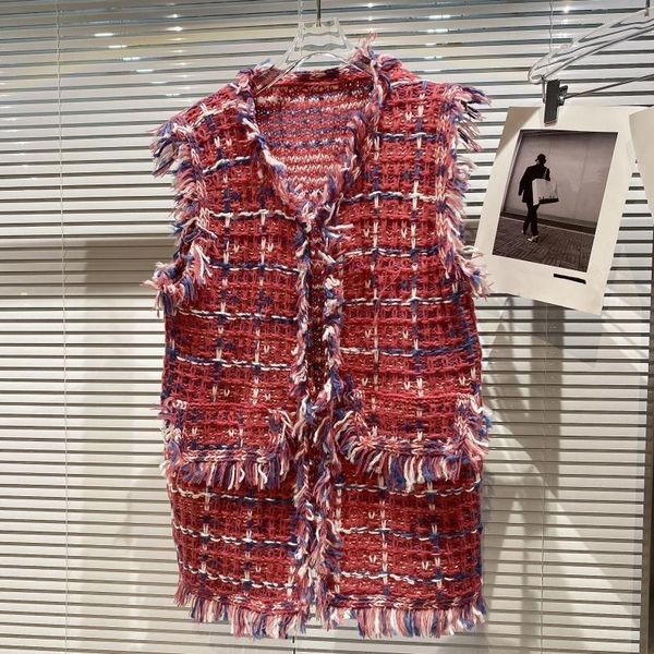 women's vests tassel scratch rough edge red vest women 2021 autumn style lattice coarse wool knitted, Black;white
women's vests tassel scratch rough edge red vest women 2021 autumn style lattice coarse wool knitted, Black;white