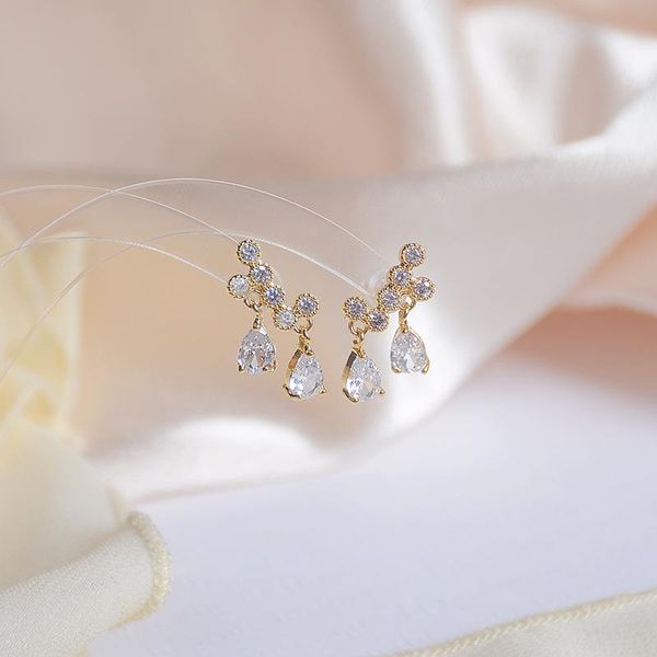 stud 14k real gold plated fine jewelry water droplets micro-inlaid zircon tassels exquisite earrings for woman simple daily earring, Golden;silver
stud 14k real gold plated fine jewelry water droplets micro-inlaid zircon tassels exquisite earrings for woman simple daily earring, Golden;silver