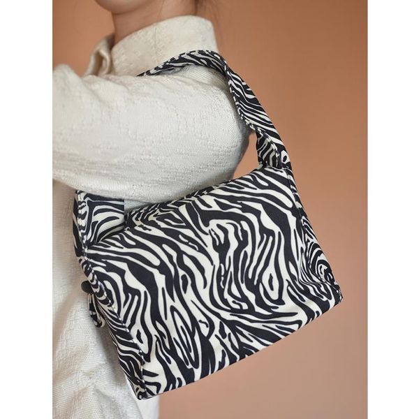 evening bags fashion zebra pattern handbags party clutch women small tote bag casual female shoulder bagutte ins underarm 
evening bags fashion zebra pattern handbags party clutch women small tote bag casual female shoulder bagutte ins underarm