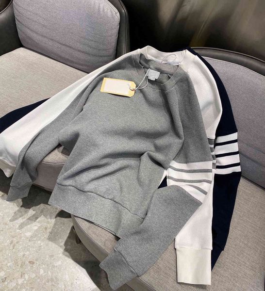 brand hoodie 21 early autumn new tb four bar waffle round neck pullover fashion sweater casual loose simple men's and women's same, Black
brand hoodie 21 early autumn new tb four bar waffle round neck pullover fashion sweater casual loose simple men's and women's same, Black