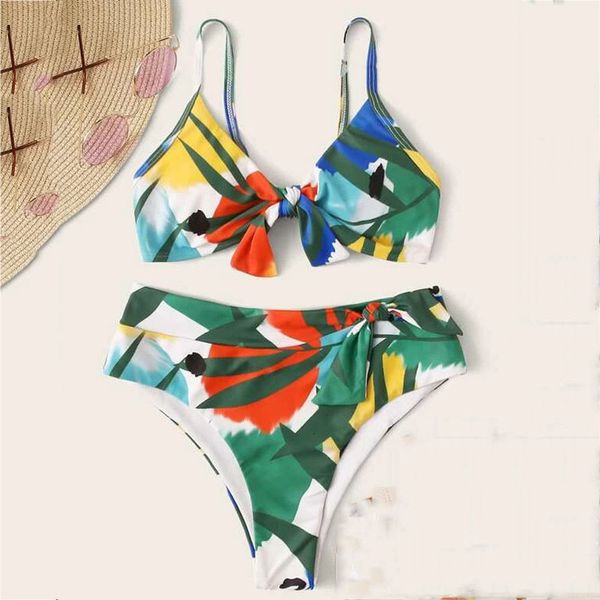 2020 women mode leaf print split badmode plus size bikini set two batsuits # j30, White;black
2020 women mode leaf print split badmode plus size bikini set two batsuits # j30, White;black