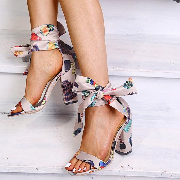 2021 summer new women's sandals bow square heel open toe high heel fashion new ribbon sandals women's shoes black beige eu 34-43
2021 summer new women's sandals bow square heel open toe high heel fashion new ribbon sandals women's shoes black beige eu 34-43