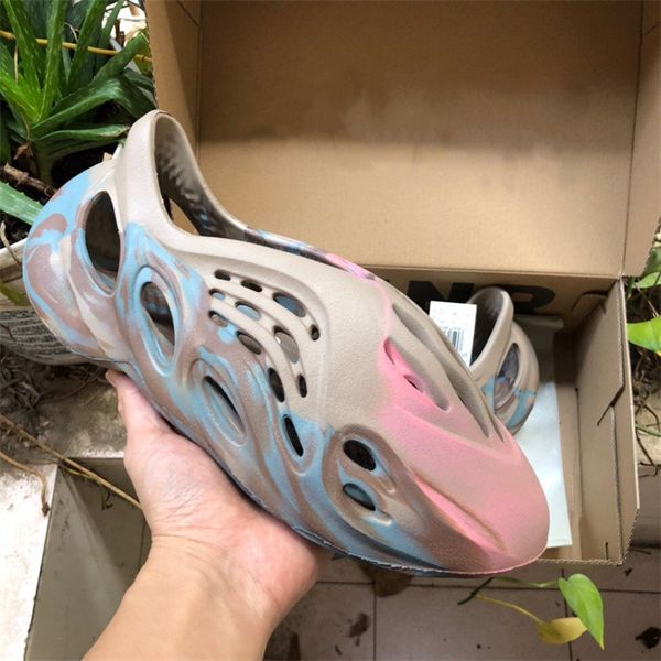 2021 release flip shoes flops slippers foams runners sand mx sand grey mens beach slides ship with shoebox size eu36-47, Black
2021 release flip shoes flops slippers foams runners sand mx sand grey mens beach slides ship with shoebox size eu36-47, Black