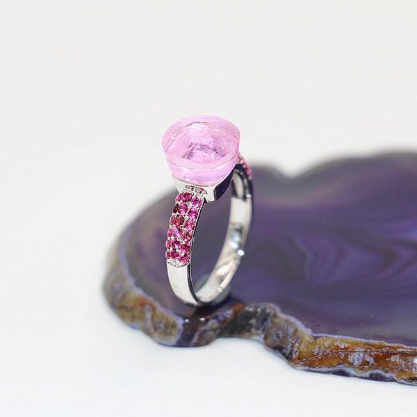 wedding rings 2021 fashion summer stlye jewelry of pale pink crystal with red zircon 18k white gold plated ring for festival gift, Slivery;golden
wedding rings 2021 fashion summer stlye jewelry of pale pink crystal with red zircon 18k white gold plated ring for festival gift, Slivery;golden
