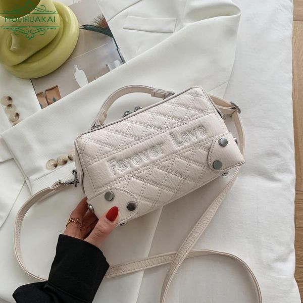 evening bags diamond check pattern design shoulder bag girl double zipper fashion handbag simple solid color messenger elegant woman1
evening bags diamond check pattern design shoulder bag girl double zipper fashion handbag simple solid color messenger elegant woman1