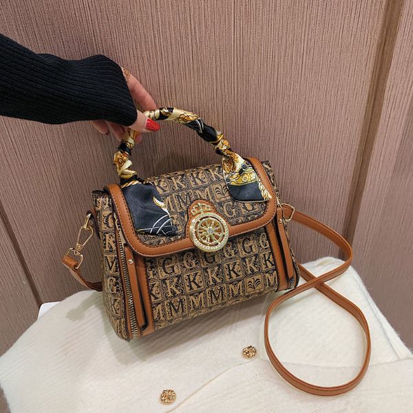 shopping new high-grade messenger small square bag printing fashion shopping bag multi-layer internet celebrity live broadcast womens bag al
shopping new high-grade messenger small square bag printing fashion shopping bag multi-layer internet celebrity live broadcast womens bag al