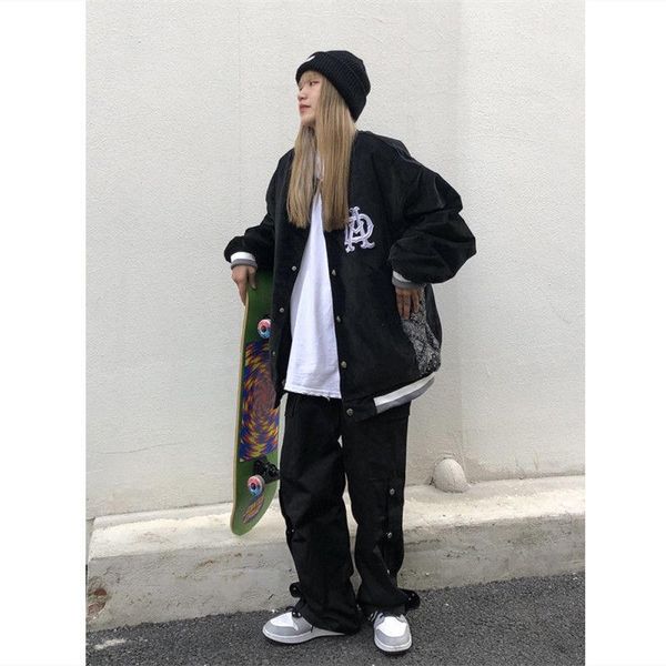 women's jackets paisley stitching letters embroidered baseball uniform personality coat 2021 spring and autumn jacket for men women, Black;brown
women's jackets paisley stitching letters embroidered baseball uniform personality coat 2021 spring and autumn jacket for men women, Black;brown