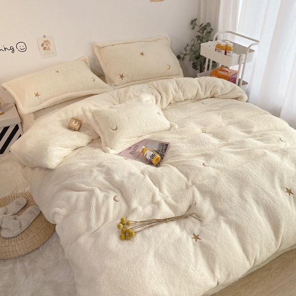 bedding sets white winter warm fleece star embroidery princess set double duvet cover bed sheet pillowcases home textiles
bedding sets white winter warm fleece star embroidery princess set double duvet cover bed sheet pillowcases home textiles