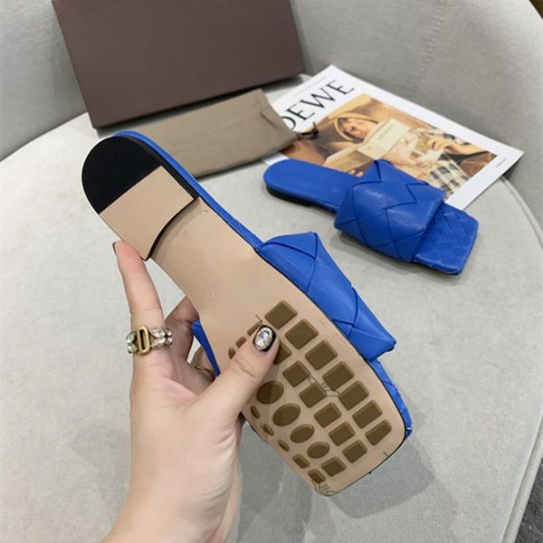 iduzi 202 new fashion women's sandals slippers summer beach flat bottom women's sandals slippers size 35-42 with box, Black
iduzi 202 new fashion women's sandals slippers summer beach flat bottom women's sandals slippers size 35-42 with box, Black