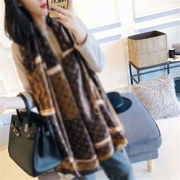 retro women's wear soft silk print long scarf shawl spring and summer style 180-90cm scarf ing, Blue;gray
retro women's wear soft silk print long scarf shawl spring and summer style 180-90cm scarf ing, Blue;gray