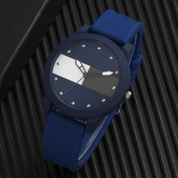 wristwatches famans brand watches for mens luxury big dial silicone band watch men's fashion casual quartz wristwatch sports clock, Slivery;brown
wristwatches famans brand watches for mens luxury big dial silicone band watch men's fashion casual quartz wristwatch sports clock, Slivery;brown