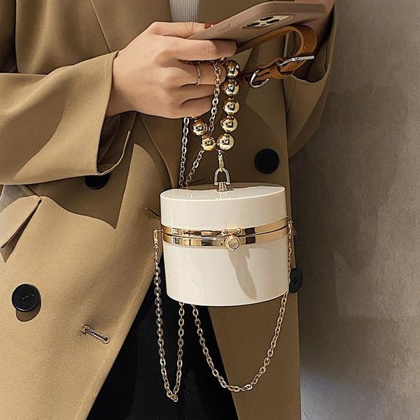 evening bags lock bag acrylic hard shell spring 2021 fashion pearl hand-held chain woman shoulder messenger
evening bags lock bag acrylic hard shell spring 2021 fashion pearl hand-held chain woman shoulder messenger