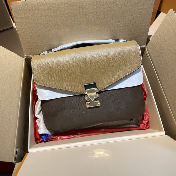 classic cross body bag fashion letter shoulder women hand bag purse flap messenger genuine leather metal hasp crossbody bags clutch
classic cross body bag fashion letter shoulder women hand bag purse flap messenger genuine leather metal hasp crossbody bags clutch