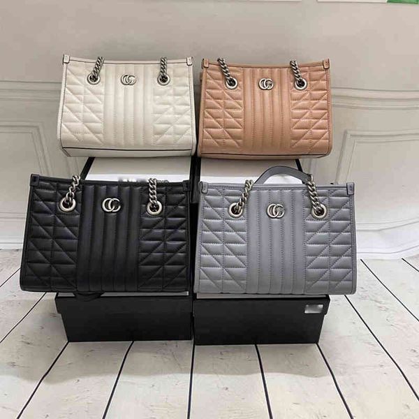 2022 latest handbag factory store on female autumn winter high-capacity tote chain leather shoulder can be used as mommy
2022 latest handbag factory store on female autumn winter high-capacity tote chain leather shoulder can be used as mommy