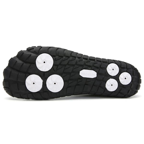 2020 new summer 2020 new breathable couple five finger swimming shoes outdoor river tracing drainage mens and womens beach shoes cross-borde, Black
2020 new summer 2020 new breathable couple five finger swimming shoes outdoor river tracing drainage mens and womens beach shoes cross-borde, Black