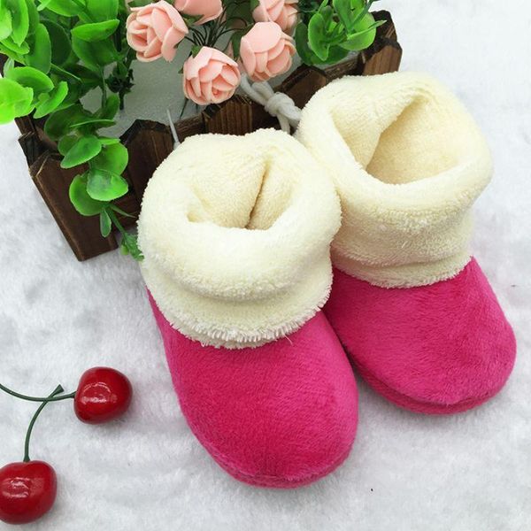 first walkers winter born baby flock warm pre-walker shoes infant boy girl toddler soft soled walker
first walkers winter born baby flock warm pre-walker shoes infant boy girl toddler soft soled walker
