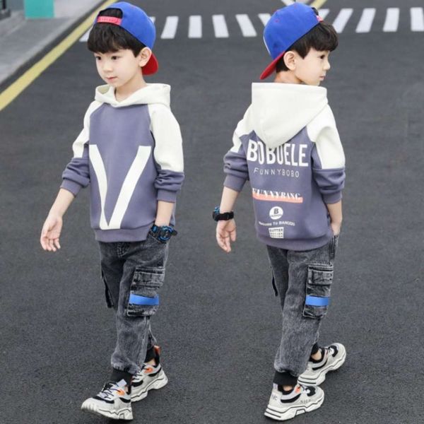 hooded boys' 2021 spring clothes new korean children's two piece suit with color matching, White
hooded boys' 2021 spring clothes new korean children's two piece suit with color matching, White