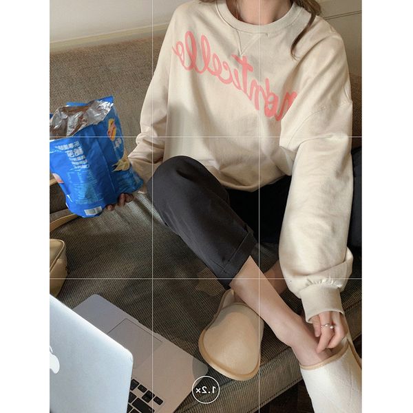 korean casual fashion sweet loose sweater women's 2021 autumn long sleeved split hip wrap skirt, White
korean casual fashion sweet loose sweater women's 2021 autumn long sleeved split hip wrap skirt, White