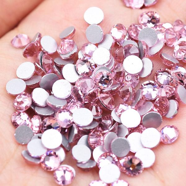 nail art decorations ss3 - ss34(1.3mm-7.3mm) light pink rhinestones mix sizes flat back crystal stones for diy nails decoration, Silver;gold
nail art decorations ss3 - ss34(1.3mm-7.3mm) light pink rhinestones mix sizes flat back crystal stones for diy nails decoration, Silver;gold