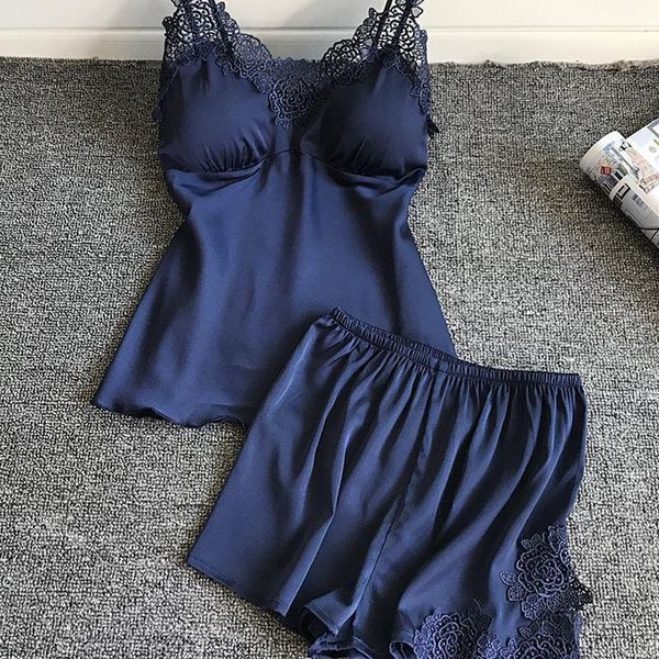 women's sleepwear summer ice silk nightgown suspender vest shorts two piece set of belt bra korean home clothes, Black;red
women's sleepwear summer ice silk nightgown suspender vest shorts two piece set of belt bra korean home clothes, Black;red