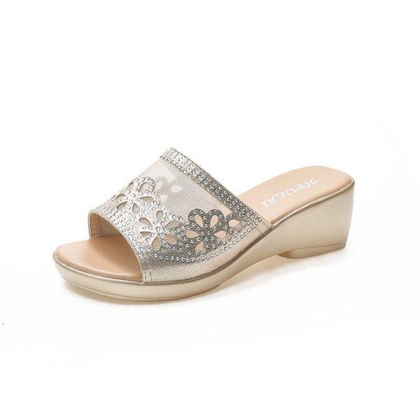 slippers rhinestone hollow sandals women's summer fashion outdoor casual platform wedge large size a878, Black
slippers rhinestone hollow sandals women's summer fashion outdoor casual platform wedge large size a878, Black