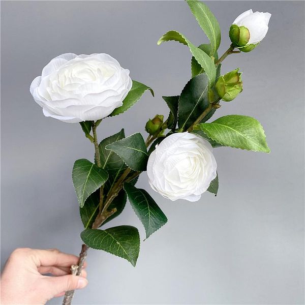 luxurious white rose branch with fake green leaf wedding decoration artificial flowers living room decoration flores
luxurious white rose branch with fake green leaf wedding decoration artificial flowers living room decoration flores