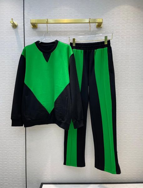 women's two piece pants 2021 women fashion suit and green round neck sweater + trousers 2-piece set 0813, White
women's two piece pants 2021 women fashion suit and green round neck sweater + trousers 2-piece set 0813, White