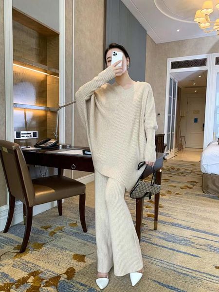 women's two piece pants superaen 2021 sweater solid full office lady set white knitted wear
women's two piece pants superaen 2021 sweater solid full office lady set white knitted wear